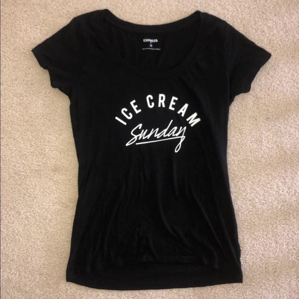 Express Graphic Tee XS
